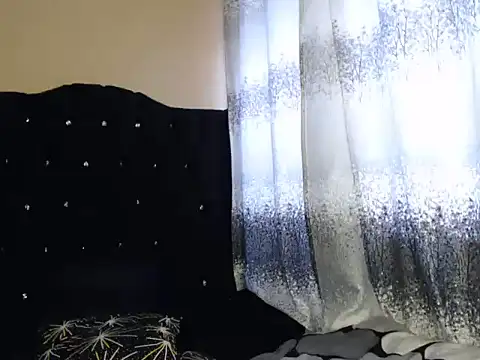 kinkyveeluvu webcam
