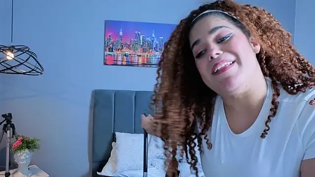 ninna_curly webcam