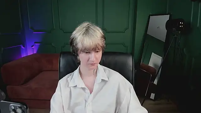 Senpai_Sins webcam