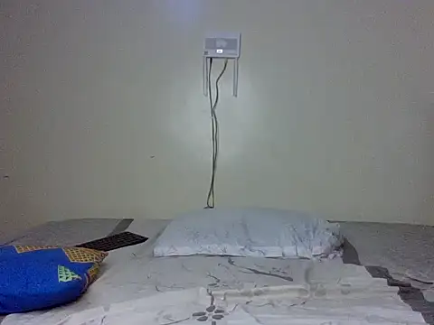 Lovey_daisy15 webcam