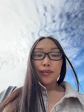 trytomakememoam webcam