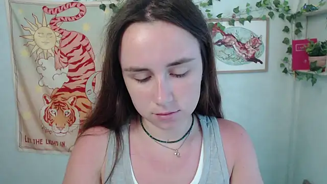 VeryVeryVeryShy_ live cam on StripChat