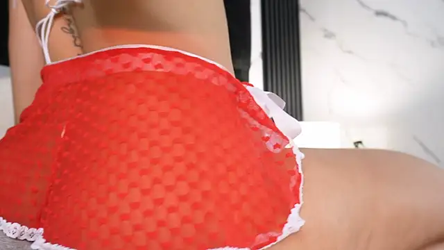 Annyy_Rosse webcam