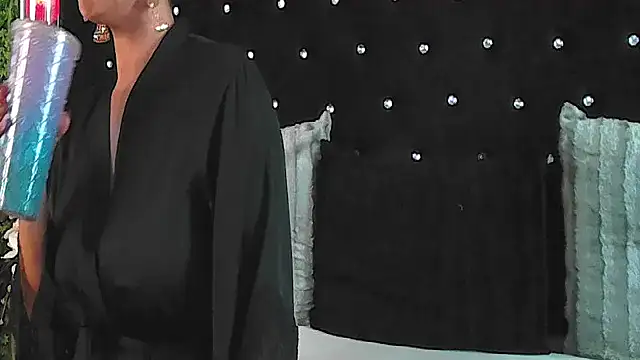 InannaStar webcam