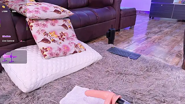 lara_giraldo live cam