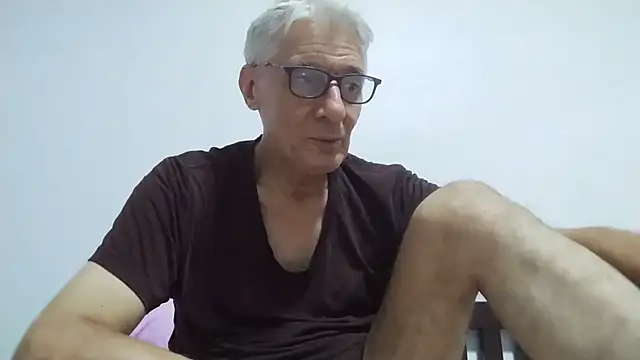 BIGUNCUTHARDCOCK webcam