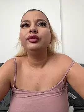 AllysonK webcam