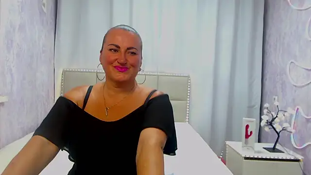 DianaMGG webcam