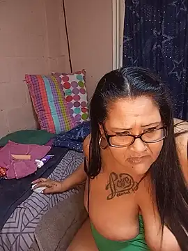 CutieNatz webcam