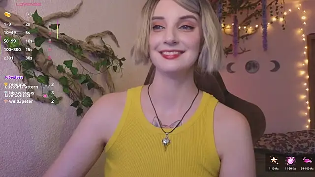 Elfie_Agatha webcam
