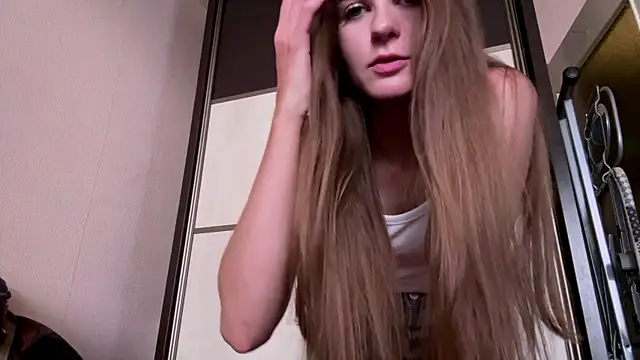 LeatriceAllbert webcam