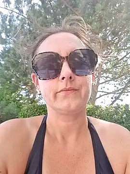 Hot_Milf_Denise webcam