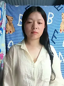 lisa-bae00