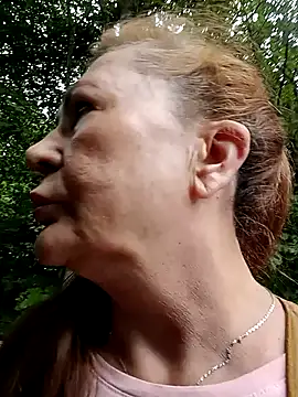 Hottie-Mom