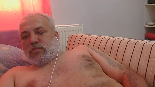 husoizmir live cam on StripChat