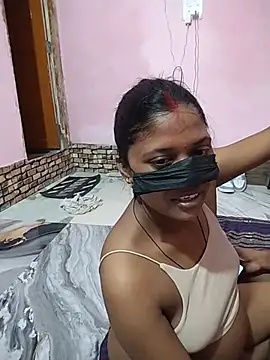 priya_kumari143 live cam on StripChat