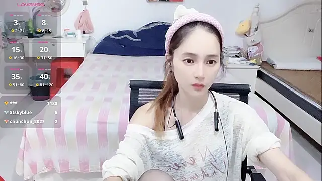 miaomiao-99 live cam on StripChat