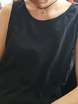 Aashikalaa live cam on StripChat