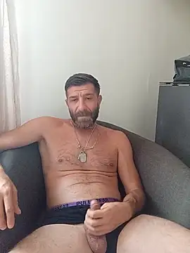 alexdaniel89 (Ask my age) - Play with my dick