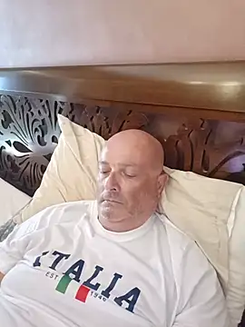 Alexis_Bull live cam