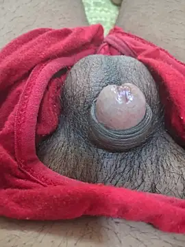 tiny_devil (Ask my age) - cum and pisssss