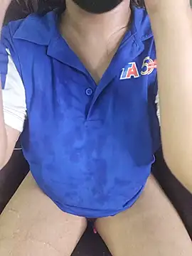 callmeshreya live sex cam