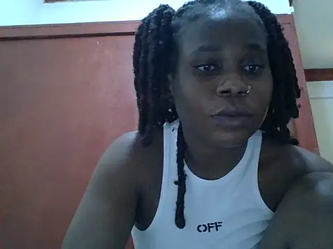 yummyychocolate_ live cam on StripChat