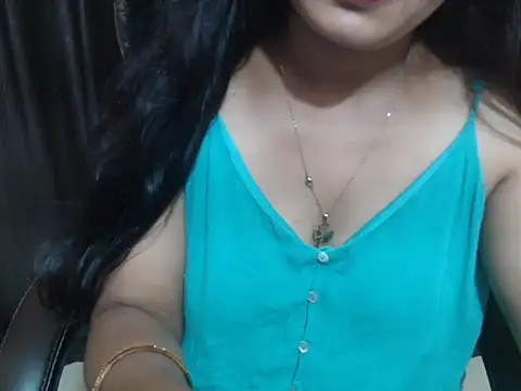kudi_kiyara's live room