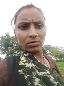 Juli_rathore live cam on StripChat