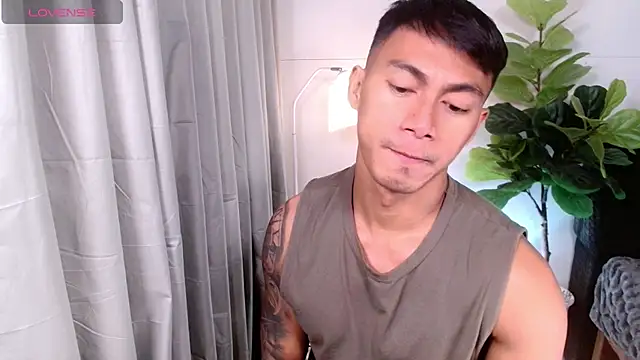 PinooyMilker webcam