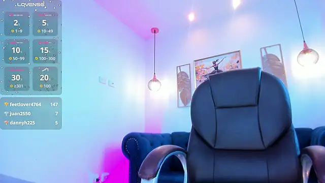 zharaa_fox webcam