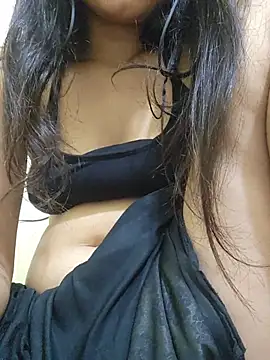 CuteSarikaLIVE webcam