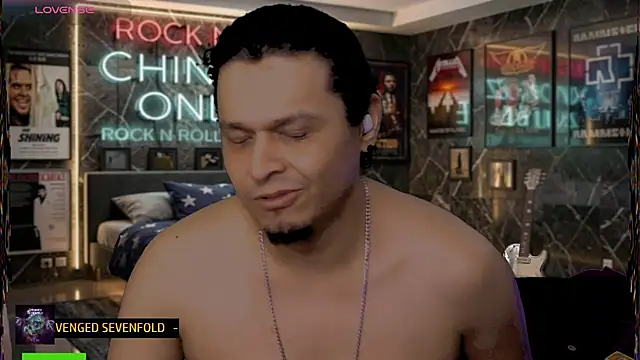chino_roz webcam