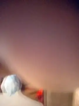 queenofbeautyss live cam on StripChat