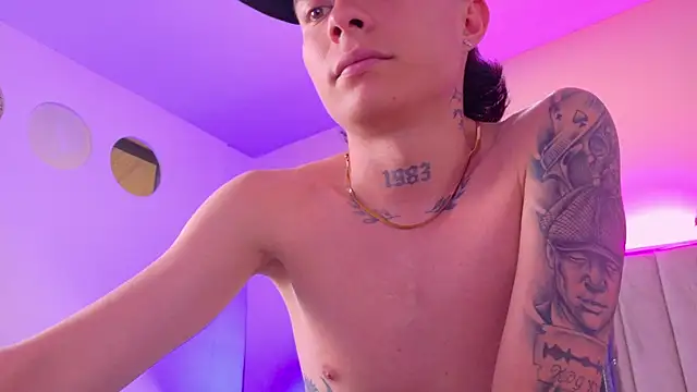 Nascary_Fox webcam