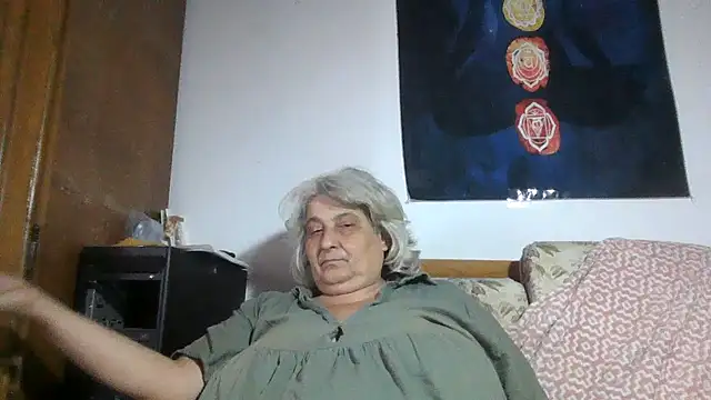 ExquisiteMature webcam