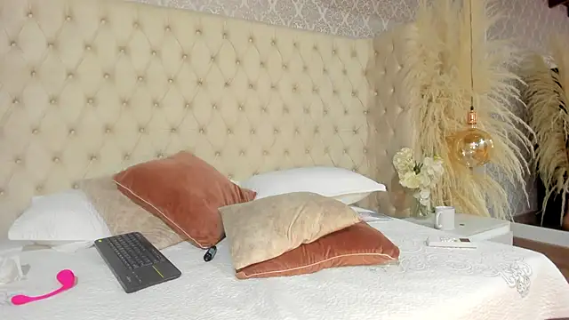 DeniseWasley live cam on StripChat