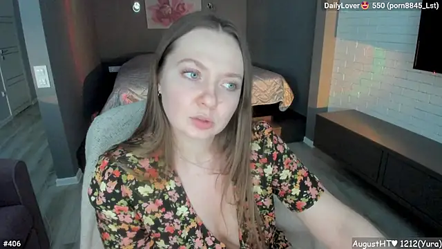 LizaGost live cam on StripChat