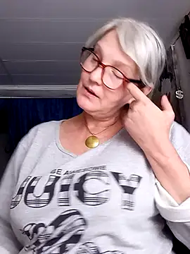 irinamaux live cam