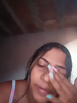 Giselabrunette25 webcam