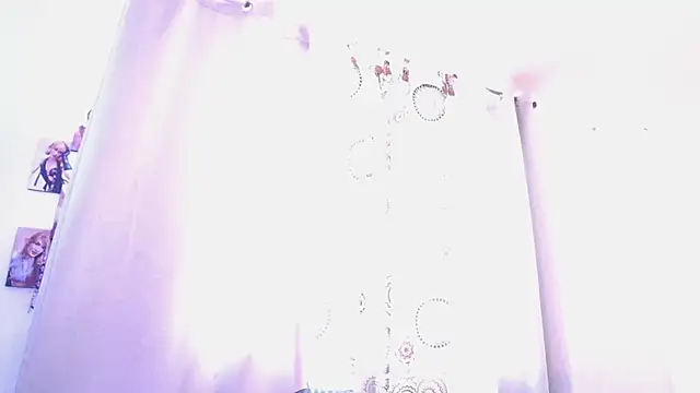 PervertedMissCloe webcam