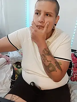 BunnyMai webcam
