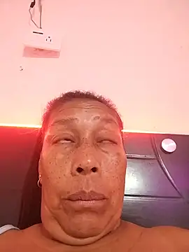 Bella-Milf_ webcam