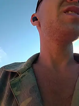 _uncle_mitya-43_ (M young) - Goal —> To a new computer, for streaming