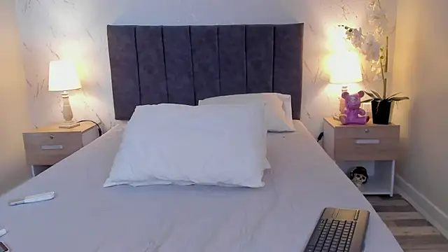 Emilly_Beaumont
