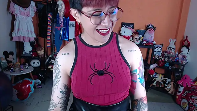 MissMiia2 live cam on StripChat