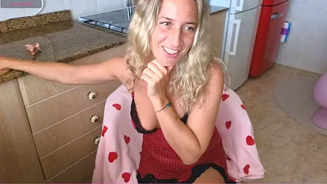Lunamix live sex cam