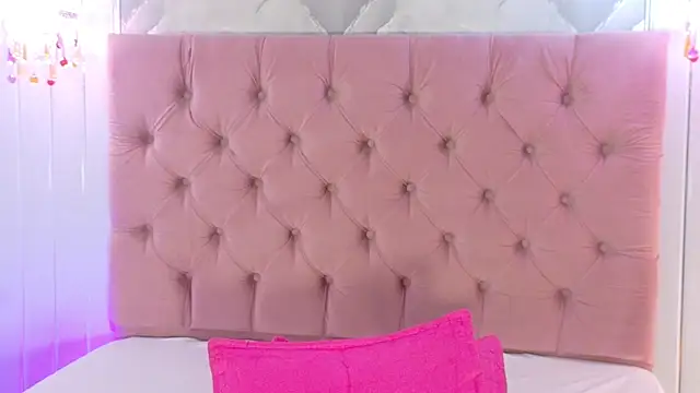 Gabby-Sweet live cam on StripChat