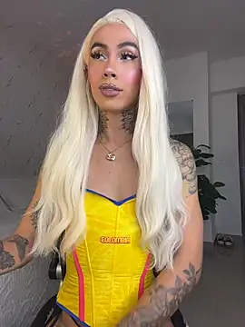 miss_tatiana_ live cam on StripChat