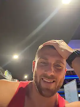 johnytrain (M young) - Cum at gym+last tip 5m toy control!!